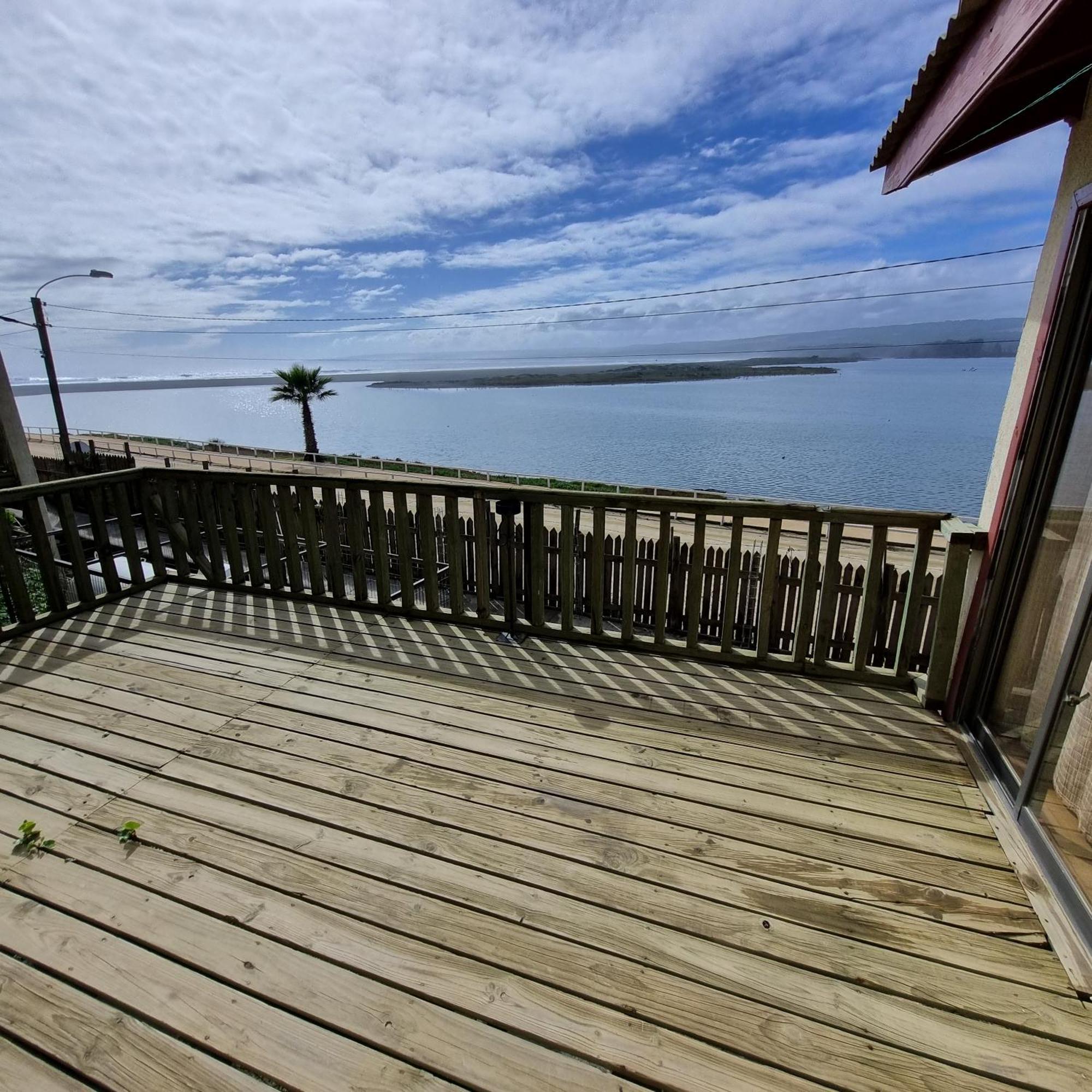 Max & Mar Pichilemu Exterior photo